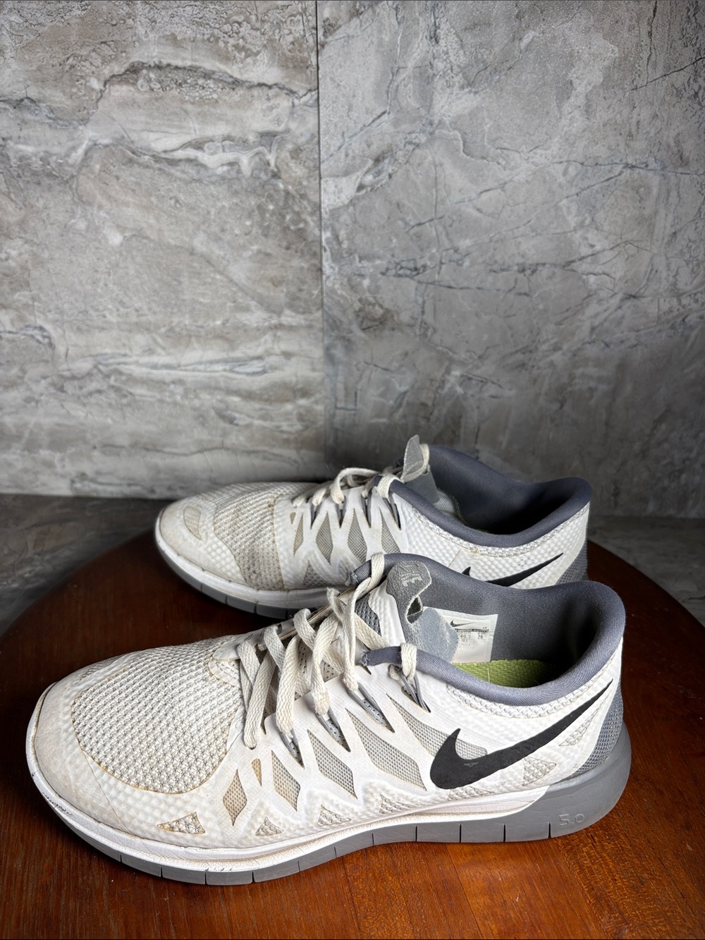Nike Free 5.0 Women’s Size 9 White/Grey Athletic Shoes